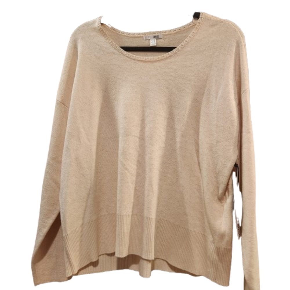 Amuse Society Cream Crew Neck Sweater Size Medium Capsule Wardobe NWT